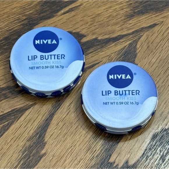 NIVEA Lip Butter Smooth Kiss 0.59 Oz NEW Sealed Lot Of 2 discontinued - Picture 1 of 7